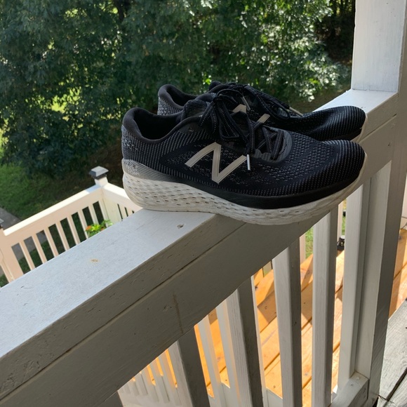 New balance Women’s Sz 10.5 - Picture 5 of 5